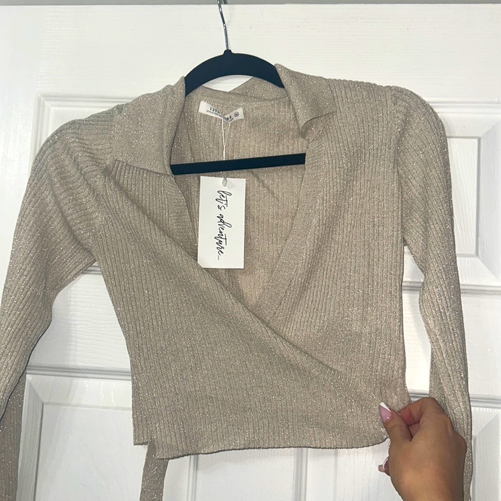 12th Tribe NWT Champagne Sparkle Top Size M